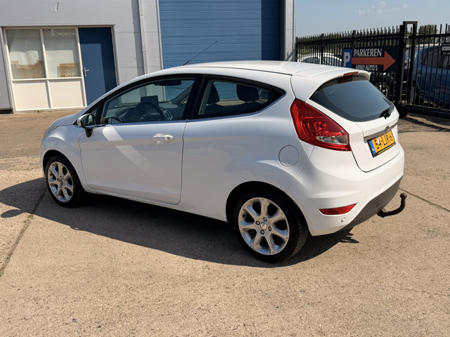 Foto 10 van Ford Fiesta 1.25 Sensation Edition, AIRCO(CLIMA), CRUISE CONTROL, PARKEERSENSOREN, BLUETOOTH-RADIO-C