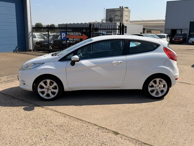 Foto 5 van Ford Fiesta 1.25 Sensation Edition, AIRCO(CLIMA), CRUISE CONTROL, PARKEERSENSOREN, BLUETOOTH-RADIO-C