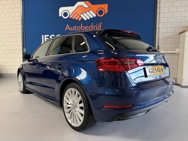 Foto 3 van Audi A3 Sportback 1.4 e-tron PHEV S-line Ambition Pro Line plus,automaat APK tot 11-2027. NAP 227.20