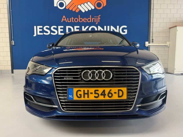 Foto 10 van Audi A3 Sportback 1.4 e-tron PHEV S-line Ambition Pro Line plus,automaat APK tot 11-2027. NAP 227.20