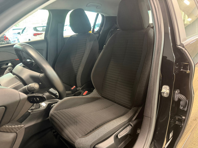 Foto 3 van Peugeot 208 1.2 PureTech Active Pack Cruise|Carplay|Airco|Pdc|NAP