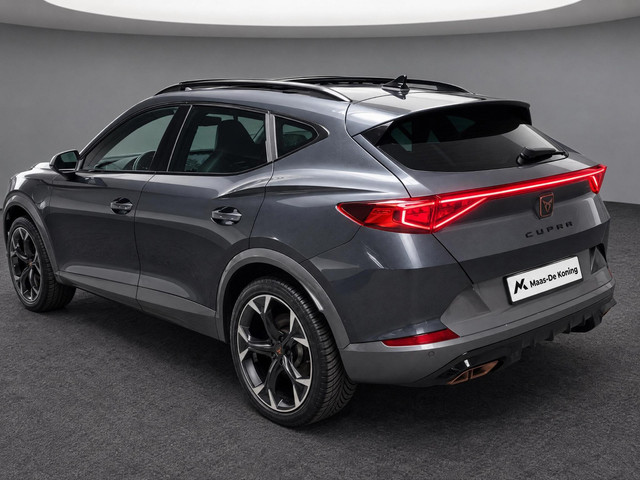 Foto 5 van CUPRA Formentor 1.4e-Hybrid 180kW/245PK VZ · Panoramadak · Camera · Navigatie · Apple/Android Car Pl