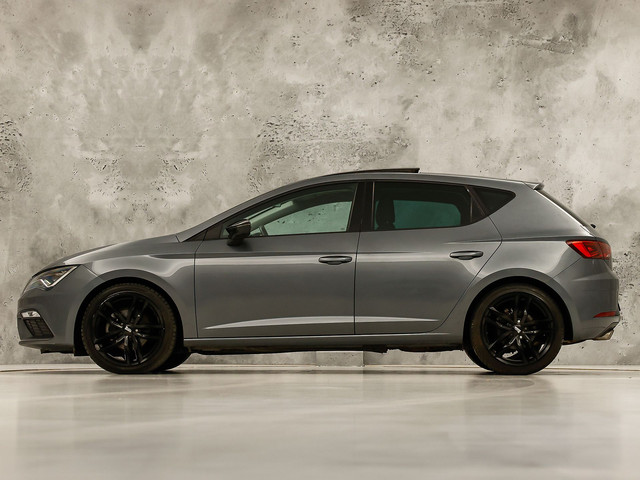 SEAT Leon 1.4 TSI FR Intense Sport 150Pk Automaat (SCHUIFDAK, APPLE CARPLAY, KEYLESS, CAMERA, STOELV