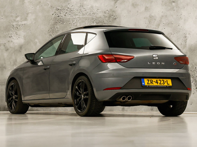 Foto 9 van SEAT Leon 1.4 TSI FR Intense Sport 150Pk Automaat (SCHUIFDAK, APPLE CARPLAY, KEYLESS, CAMERA, STOELV