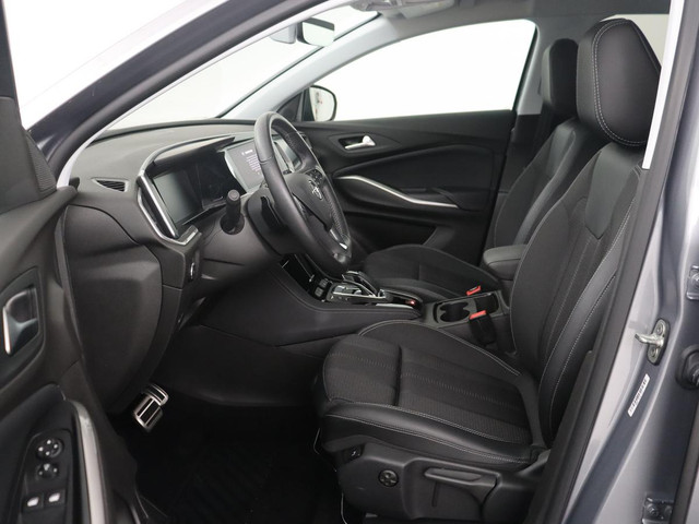 Foto 4 van Opel Grandland 1.2 Turbo | Automaat | Apple Carplay | Dodehoek Ass. | Stuurwielverwarming | Camera |