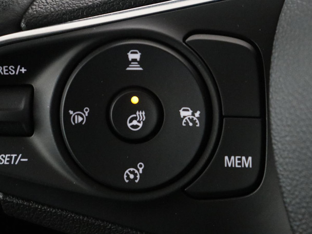 Foto 6 van Opel Grandland 1.2 Turbo | Automaat | Apple Carplay | Dodehoek Ass. | Stuurwielverwarming | Camera |