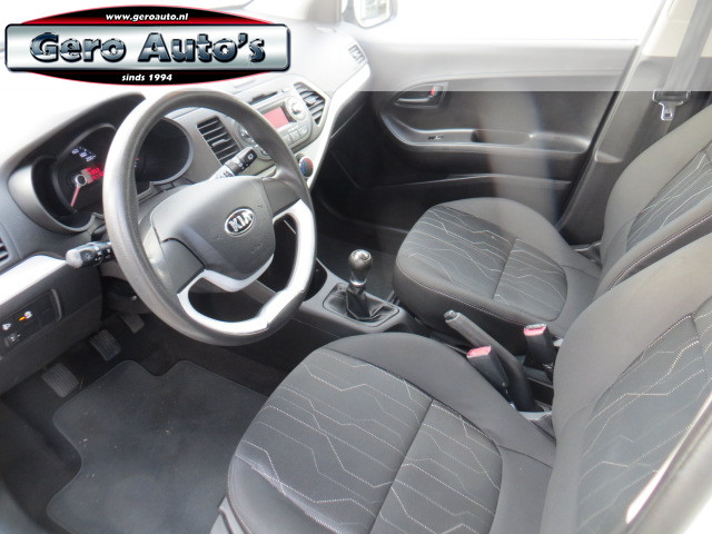 Foto 10 van Kia Picanto 1.2 CVVT ISG Comfort Pack 5 deurs ,airco ,nl-auto ,nw koppeling