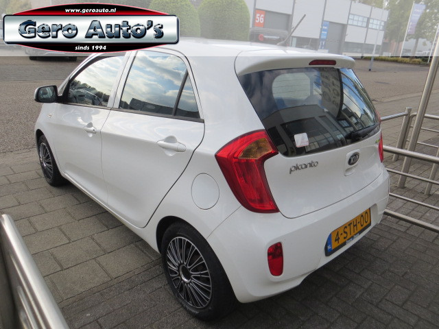 Foto 3 van Kia Picanto 1.2 CVVT ISG Comfort Pack 5 deurs ,airco ,nl-auto ,nw koppeling