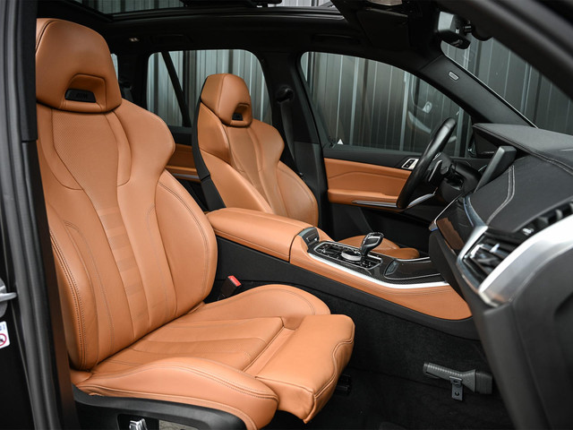 Foto 9 van BMW X5 xDrive45e High Executive Panoramadak | M-Performance Seats | NL-Auto | Dealeronderhouden | Ca