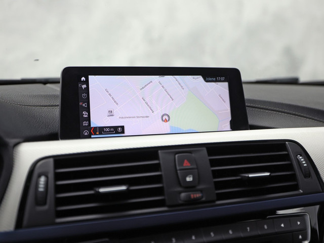 Foto 4 van BMW 3 Serie 320i M Sport 184Pk Automaat (VIRTUAL COCKPIT, M PAKKET, GROOT NAVI, STOELVERWARMING, SPO