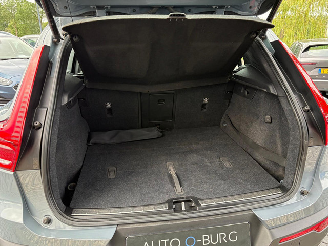 Foto 6 van Volvo Xc40 B3 2.0 Mild hybrid | Automaat | LED | Carplay | PDC | Stoel/ Stuur verw | Cruise | Dealer