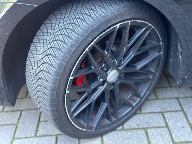 Foto 8 van Volkswagen Golf 1.6 TDI Bluetooth - Navi - Elektr ramen