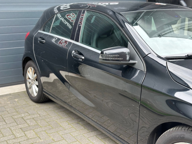 Foto 2 van Mercedes-Benz A-klasse 180 CDI Lease Edition 4U3 - Airco - Cruise - Navi