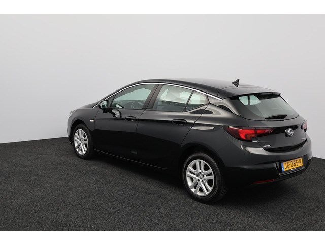 Foto 10 van Opel Astra 1.4 Turbo Business+/ 5-Drs/ 150PK!/ DAB+/ Apple + Android/ Navi/ PDC V+A/ Airco/ Cruise/