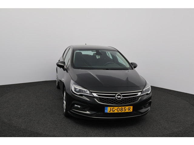 Foto 3 van Opel Astra 1.4 Turbo Business+/ 5-Drs/ 150PK!/ DAB+/ Apple + Android/ Navi/ PDC V+A/ Airco/ Cruise/