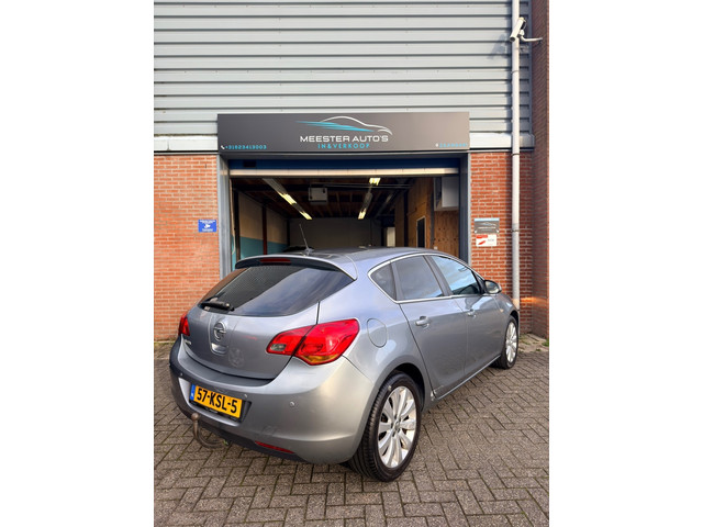 Foto 7 van Opel Astra 1.6 Cosmo PARKEERSENSOR/AIRCO