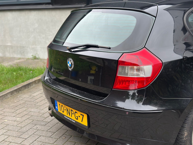 Foto 4 van BMW 1-serie 118d Business Line - Pano - Stoelvw - Airco