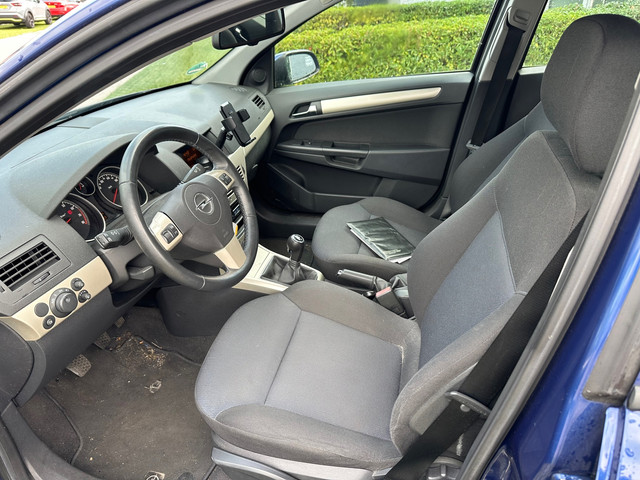Foto 4 van Opel Astra MET AIRCO & EVT NIEUW APK!