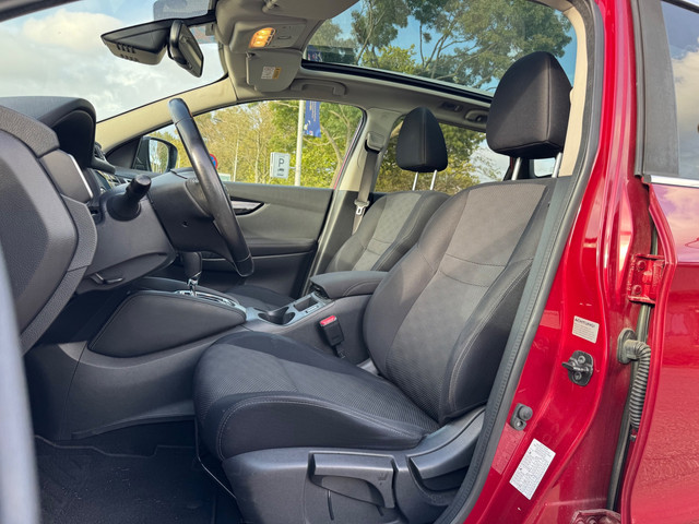 Foto 8 van Nissan Qashqai 1.2 Tekna 17" / automaatbak.vervangen / camera / navi / pano / airco / cruise.cont /