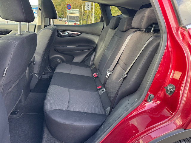 Foto 7 van Nissan Qashqai 1.2 Tekna 17" / automaatbak.vervangen / camera / navi / pano / airco / cruise.cont /