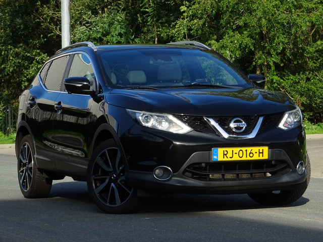 Foto 4 van Nissan Qashqai 1.2 Connect Edition PANORAMA & FULL OPTIONS
