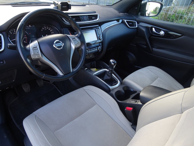 Foto 6 van Nissan Qashqai 1.2 Connect Edition PANORAMA & FULL OPTIONS