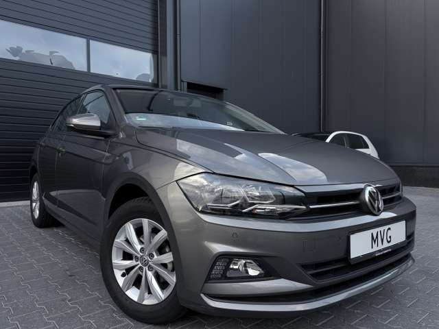 Foto 2 van Volkswagen Polo 1.0 TSI Highline|95PK|stoel verw|Bluetooth|PDC|LMV|1e eig|