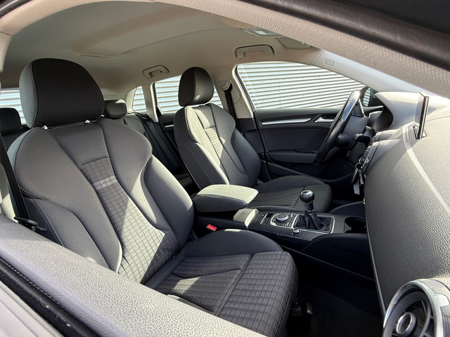 Foto 8 van Audi A3 Sportback 1.2 TFSI Ambition Pro Line / Navigatie / Airco / NAP / Inruil Mog.