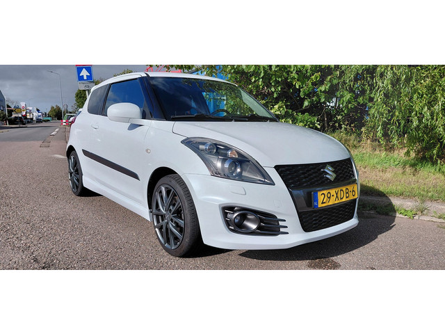 Suzuki Swift 1.6 Sport Supergave, sportieve en mooie auto.