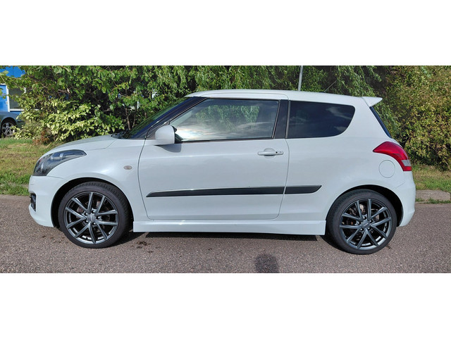 Foto 6 van Suzuki Swift 1.6 Sport Supergave, sportieve en mooie auto.