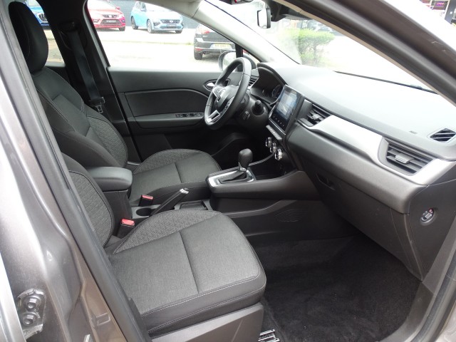 Foto 9 van RENAULT CAPTUR 1.6 1.6 E-Tech PLUG-IN Hybrid 145  Evolution - Navi-Led-Carplay-Cruise-Came