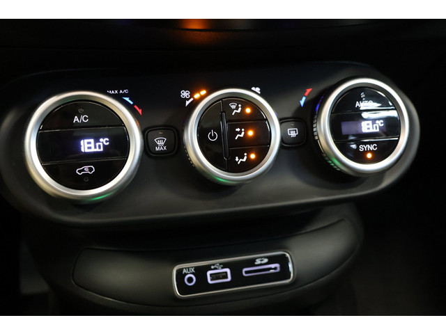 Foto 8 van Fiat 500 X 1.4 Turbo MultiAir Lounge |AUT|Panoramadak|