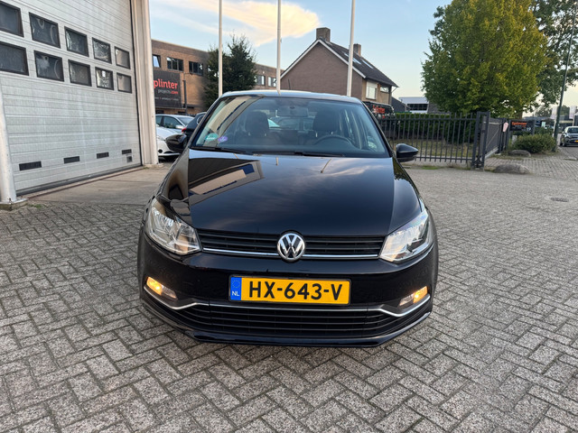 Foto 10 van Volkswagen Polo 1.0 Comfortline Airco, Navigatie,Cruise