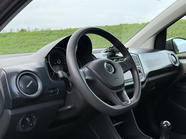 Foto 9 van Volkswagen Up! 1.0 BMT move up! | DAB | LED | NAP | BT