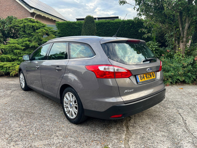 Foto 5 van Ford Focus Wagon 1.6 TI-VCT Titanium, Navi, ParkPilot, ECC, Zeer nette auto!