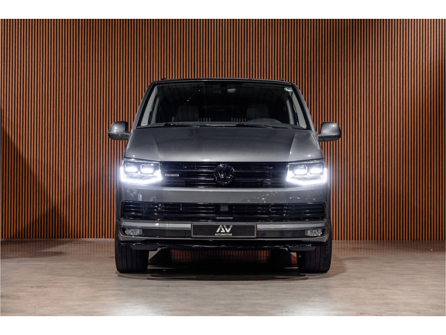 Foto 10 van Volkswagen Transporter T6 2.0 TDI L2H1 DC 4Motion Highline | Schuifdak | ACC | Bi-Xenon | L+R Schuif