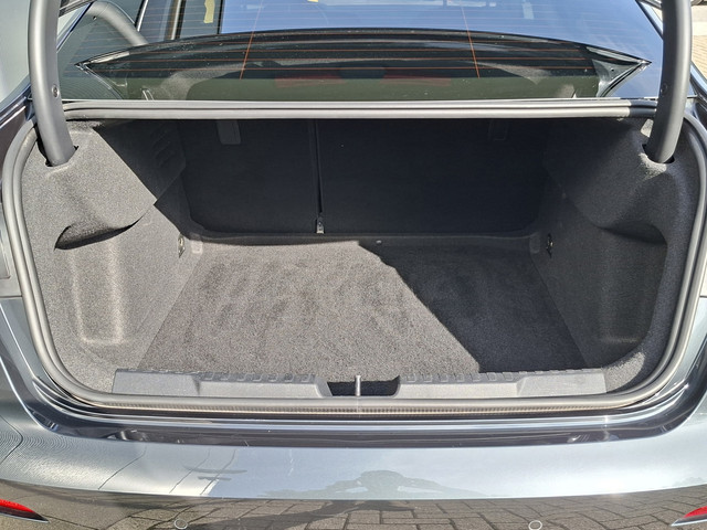 Audi A3 Limousine 30 TFSI AUTOMAAT * Carplay * Climate Control * Parkeersensoren *
