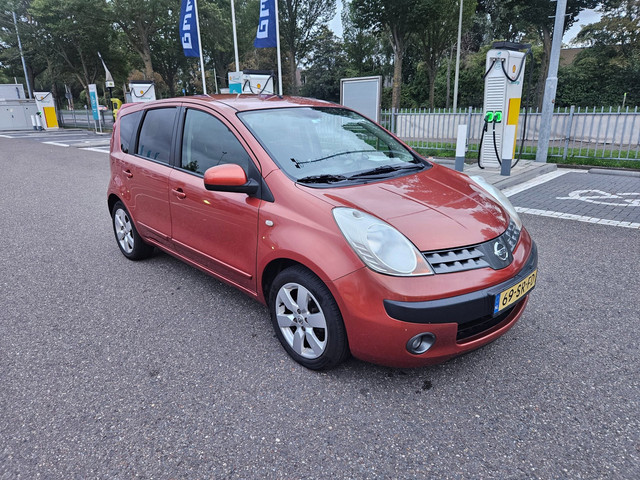 Foto 2 van Nissan Note 1.4 First Note airco APK NAP