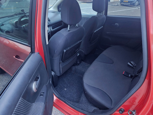 Foto 8 van Nissan Note 1.4 First Note airco APK NAP