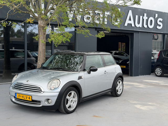 Foto 10 van Mini 3-Deurs 1.6 Cooper Chili/ airco/ cruise/ dealer onderhouden/ NAP/motor pas vervangen/6 maanden