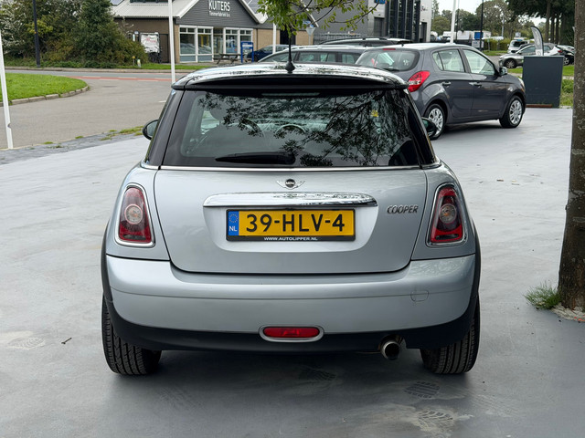 Foto 5 van Mini 3-Deurs 1.6 Cooper Chili/ airco/ cruise/ dealer onderhouden/ NAP/motor pas vervangen/6 maanden
