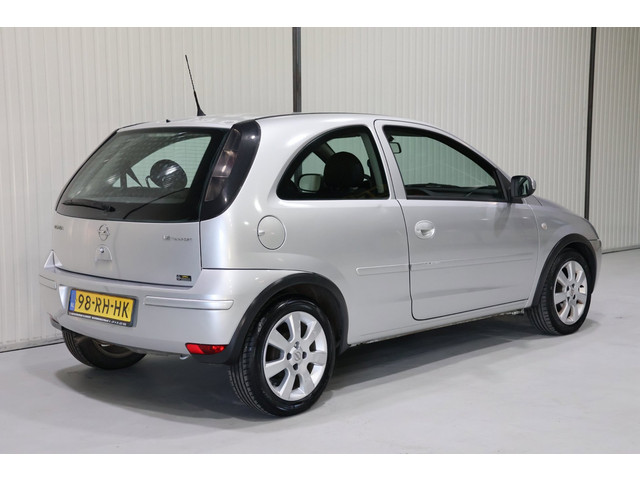 Foto 5 van Opel Corsa 1.2-16V Full Rhythm AIRCO - NWE APK - RIJDT PRIMA!