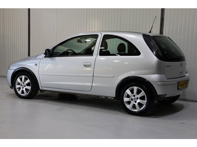 Foto 7 van Opel Corsa 1.2-16V Full Rhythm AIRCO - NWE APK - RIJDT PRIMA!