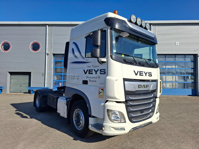 Foto 3 van DAF XF106-480 / TUV:18-10-2026 / SMART TACHO / LWDS / AIRCO / FRIDGE / AUTOMATIC / EURO-6 / 2018