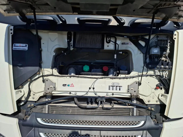 Foto 8 van DAF XF106-480 / TUV:18-10-2026 / SMART TACHO / LWDS / AIRCO / FRIDGE / AUTOMATIC / EURO-6 / 2018