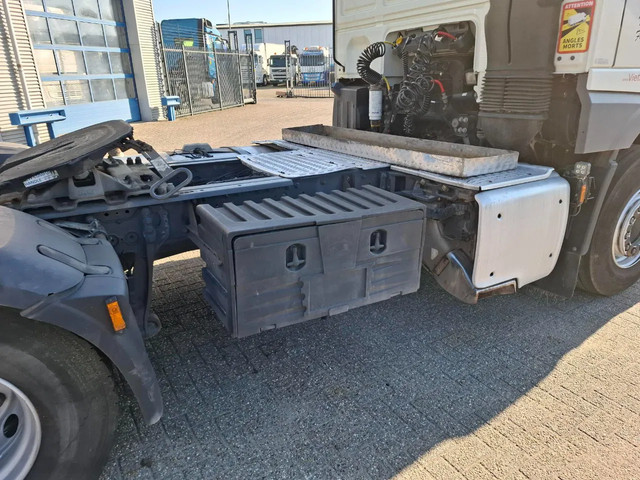 Foto 10 van DAF XF106-480 / TUV:18-10-2026 / SMART TACHO / LWDS / AIRCO / FRIDGE / AUTOMATIC / EURO-6 / 2018