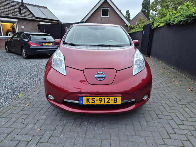 Foto 9 van Nissan LEAF Acenta 30 kWh Automaat Navi Clima Cruise Trekhaak