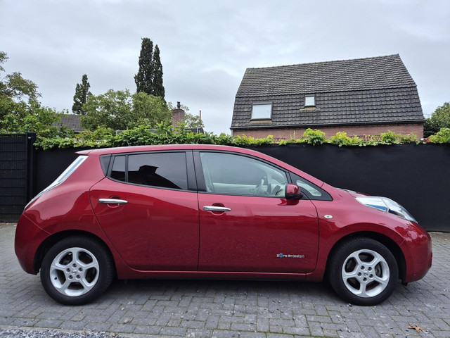 Foto 8 van Nissan LEAF Acenta 30 kWh Automaat Navi Clima Cruise Trekhaak