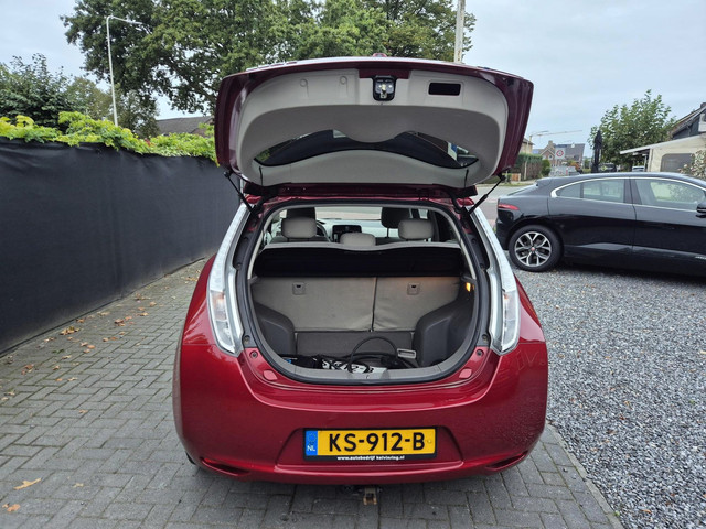 Foto 3 van Nissan LEAF Acenta 30 kWh Automaat Navi Clima Cruise Trekhaak