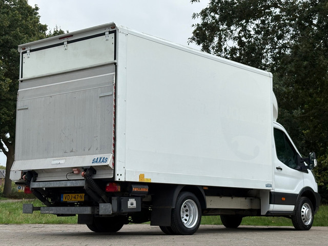 Foto 7 van Ford Transit Bakwagen 350 2.0 TDCI L4H1|Dhollandia laadklep|EURO6|131PK|airco|bluetooth|drie zitplaa